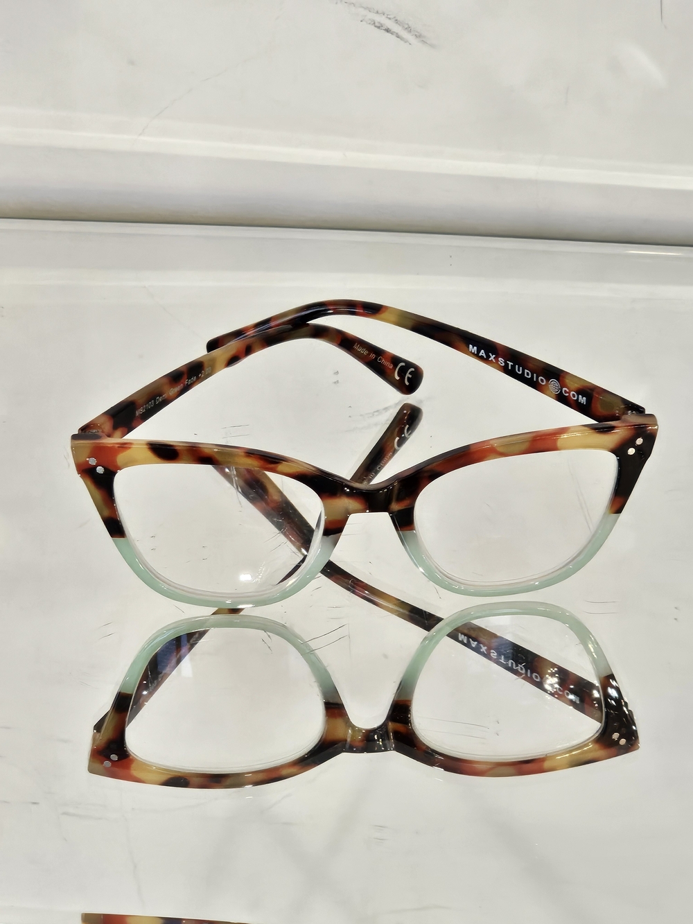 Max Studio Tortoiseshell & Mint Fade Cat-Eye Glasses
